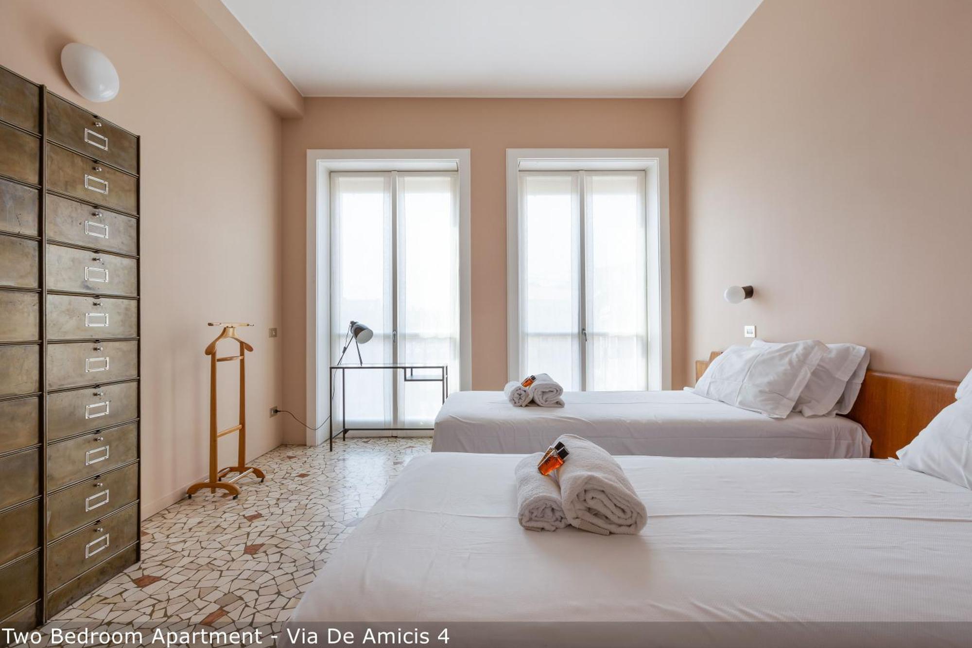 Brera Apartments In Porta Ticinese Милано Екстериор снимка