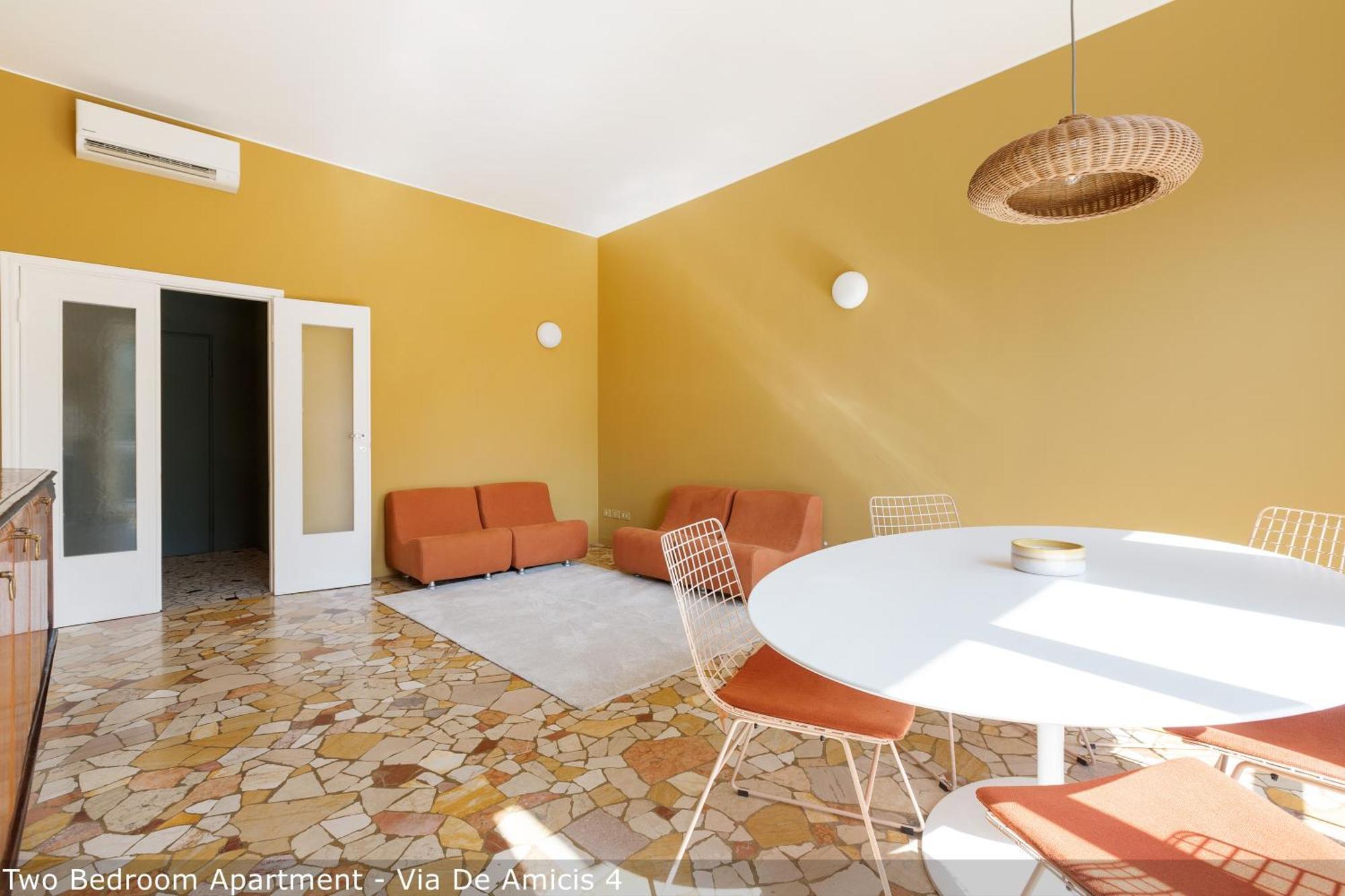 Brera Apartments In Porta Ticinese Милано Екстериор снимка
